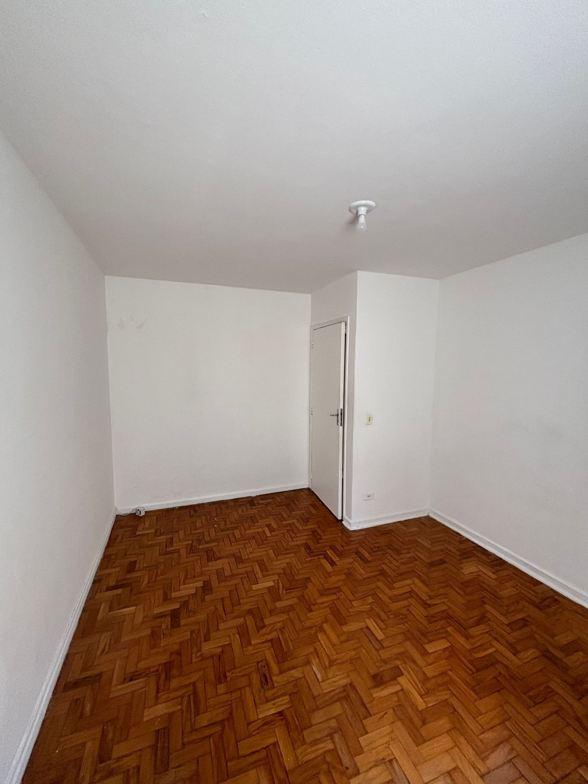 Rua Clelia- nº 1168 – apto. 15-Cod. 115