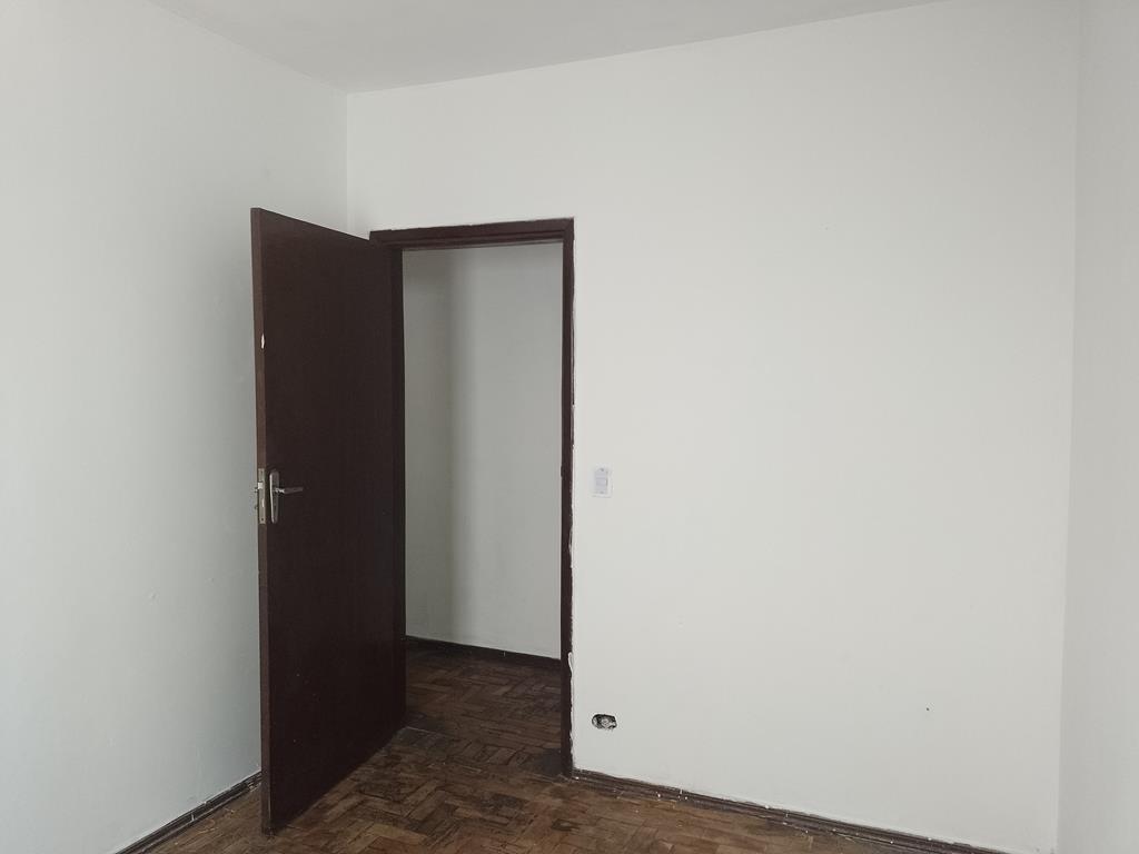 RUA EDVARD CARMILO – Nº 905
