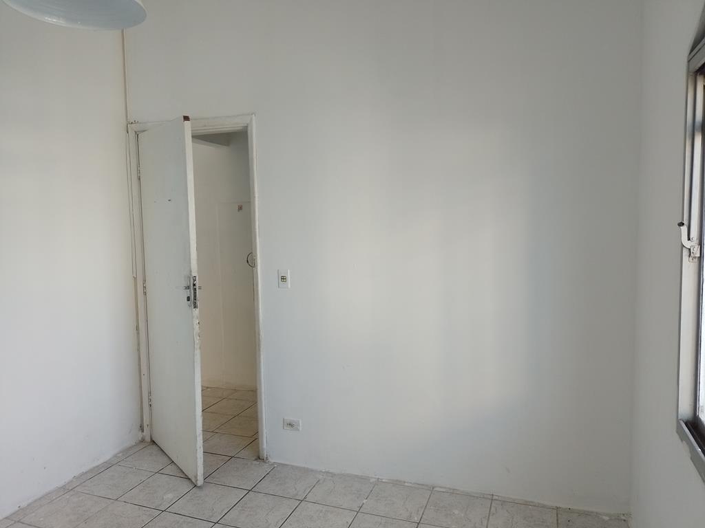 RUA EDVARD CARMILO – Nº 905