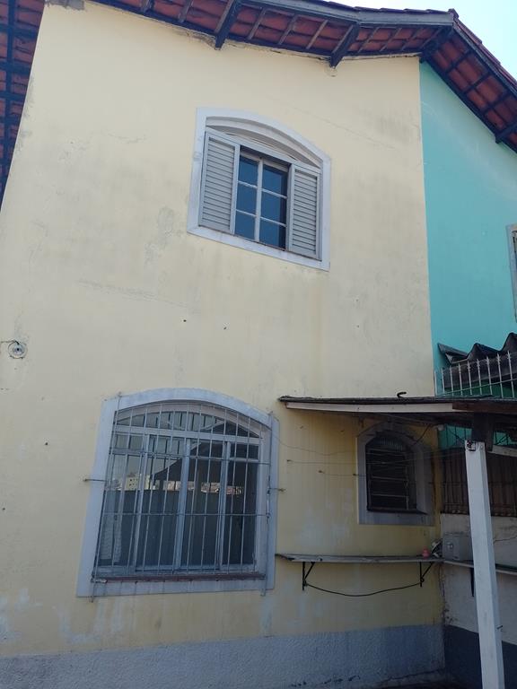 RUA EDVARD CARMILO – Nº 905