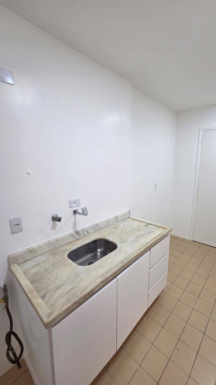 Rua  Arthur de Azevedo – 1525 – APTO. 22