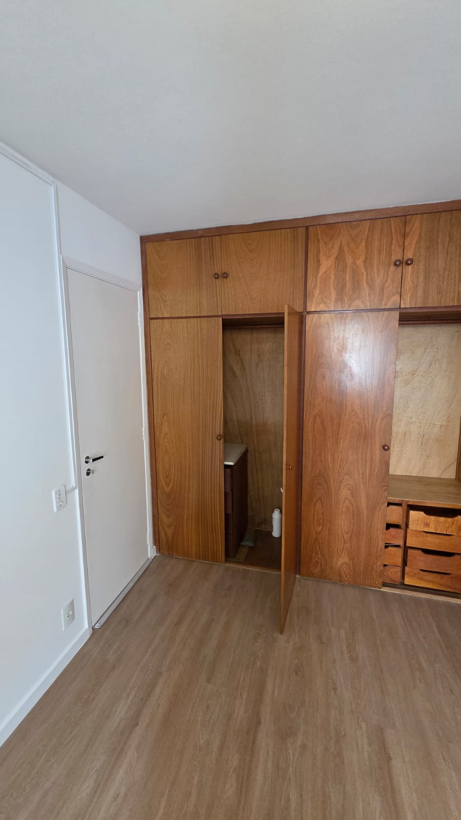 Rua  Arthur de Azevedo – 1525 – APTO. 22