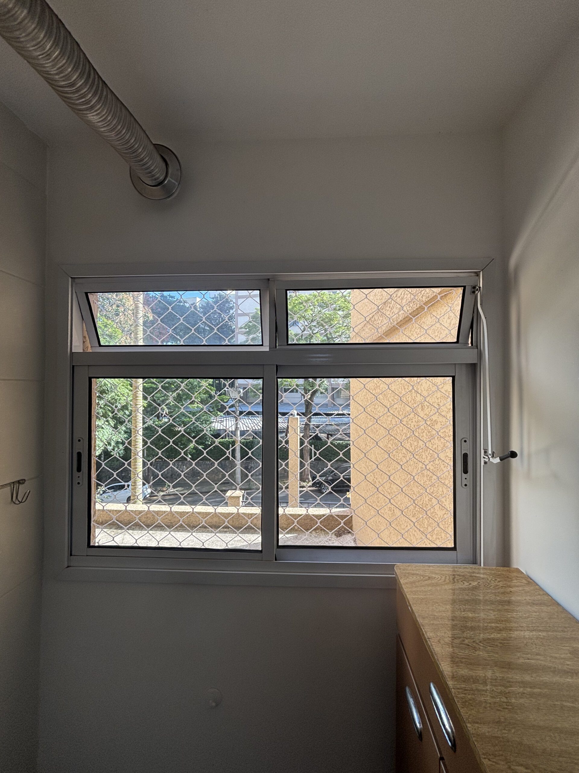 RUA NILZA MEDEIROS MARTINS – 355 – APTO. 11