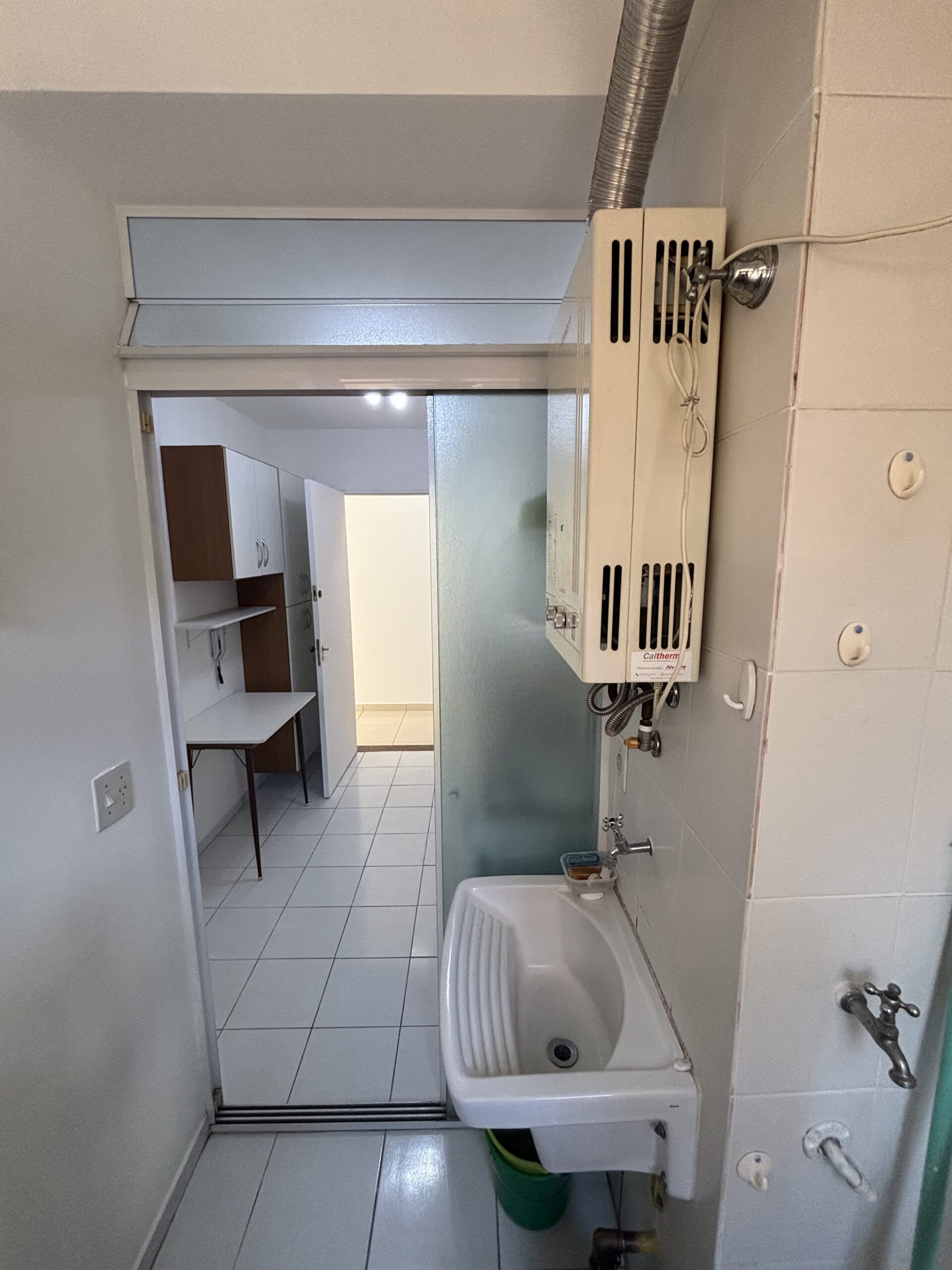 RUA NILZA MEDEIROS MARTINS – 355 – APTO. 11