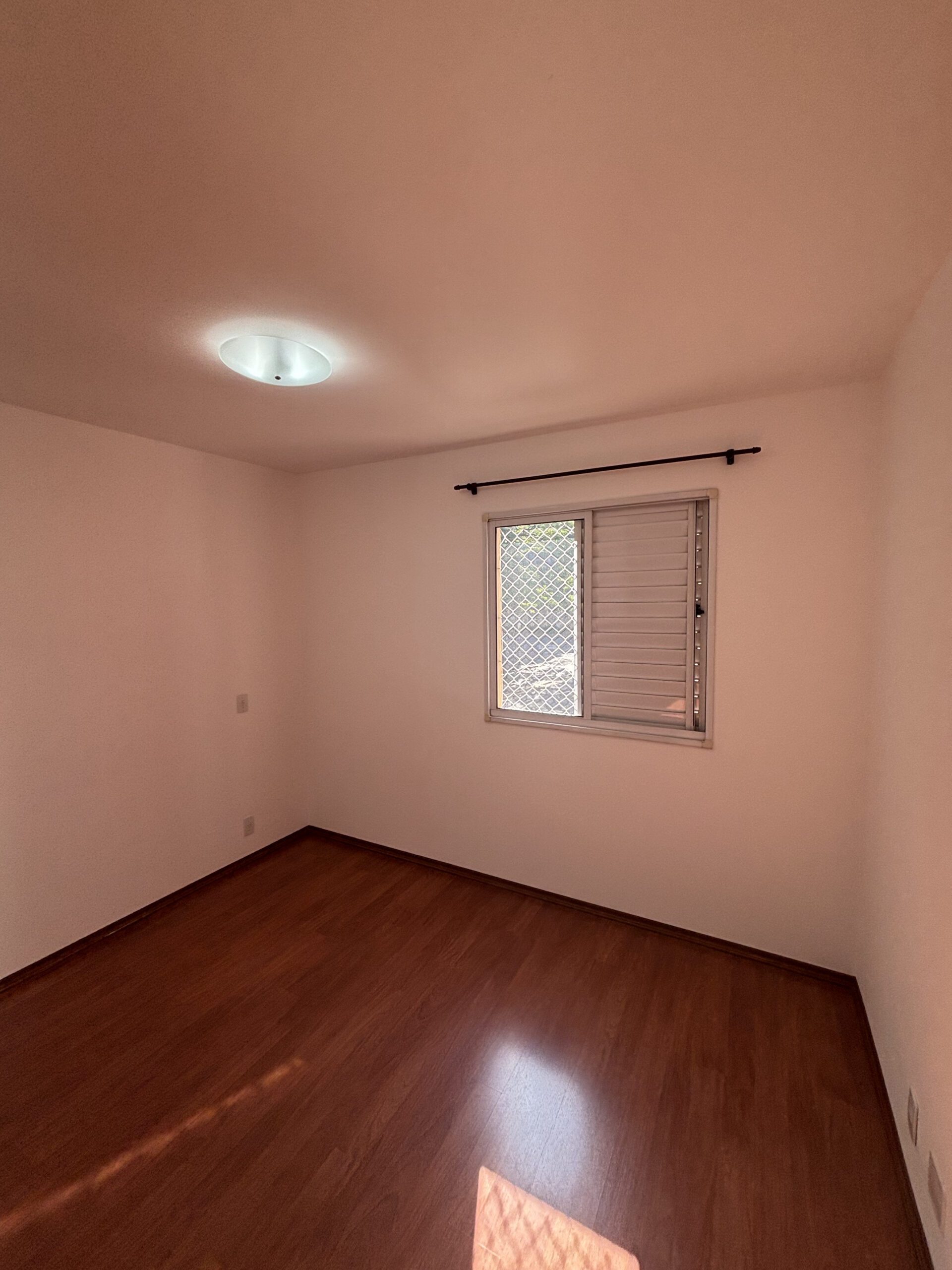 RUA NILZA MEDEIROS MARTINS – 355 – APTO. 11