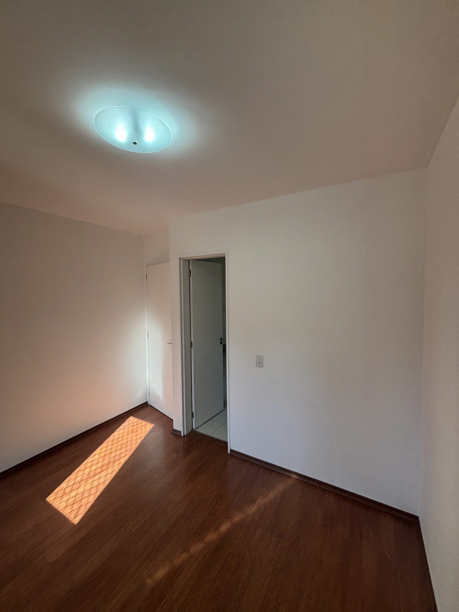 RUA NILZA MEDEIROS MARTINS – 355 – APTO. 11