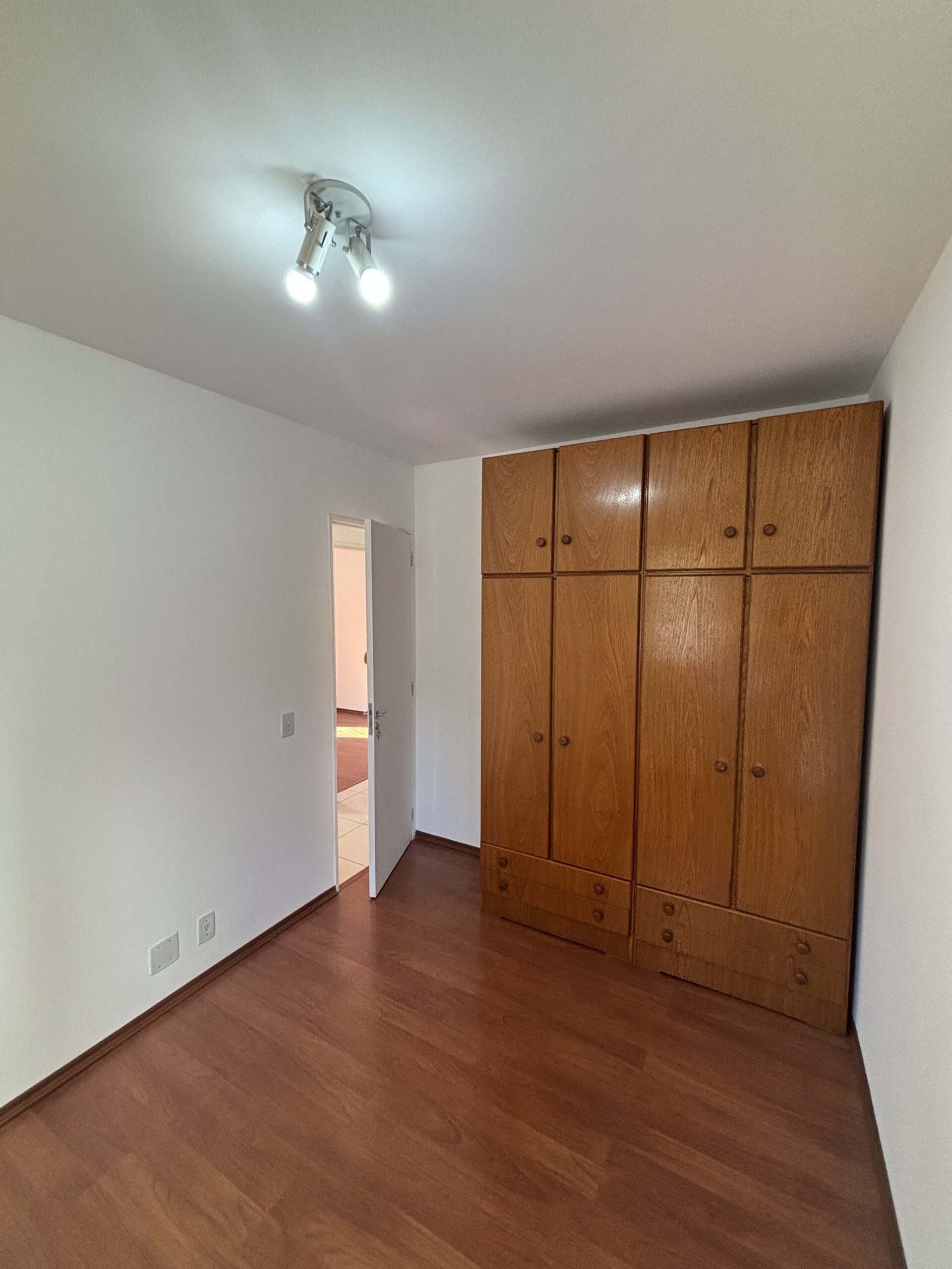 RUA NILZA MEDEIROS MARTINS – 355 – APTO. 11