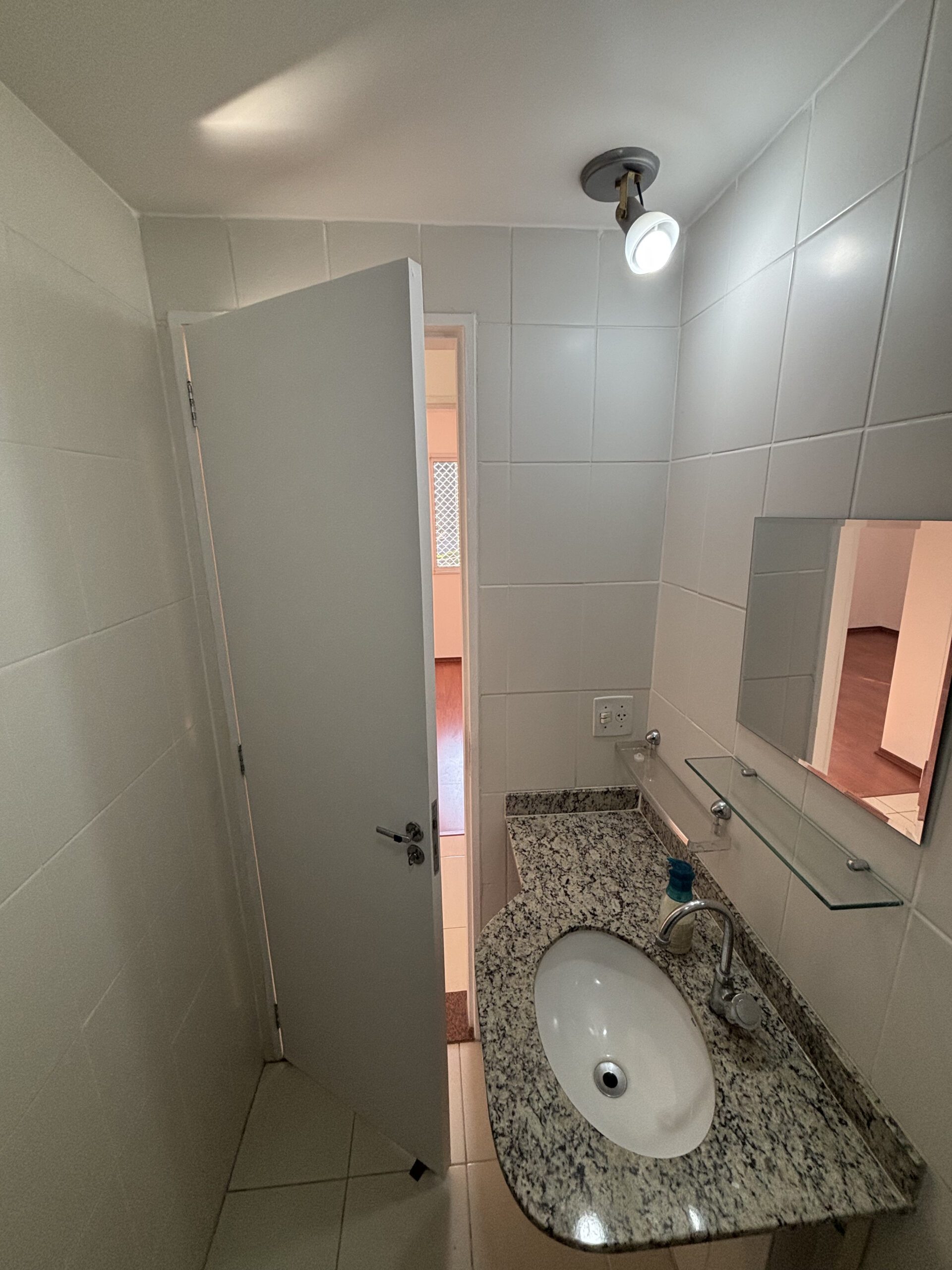 RUA NILZA MEDEIROS MARTINS – 355 – APTO. 11