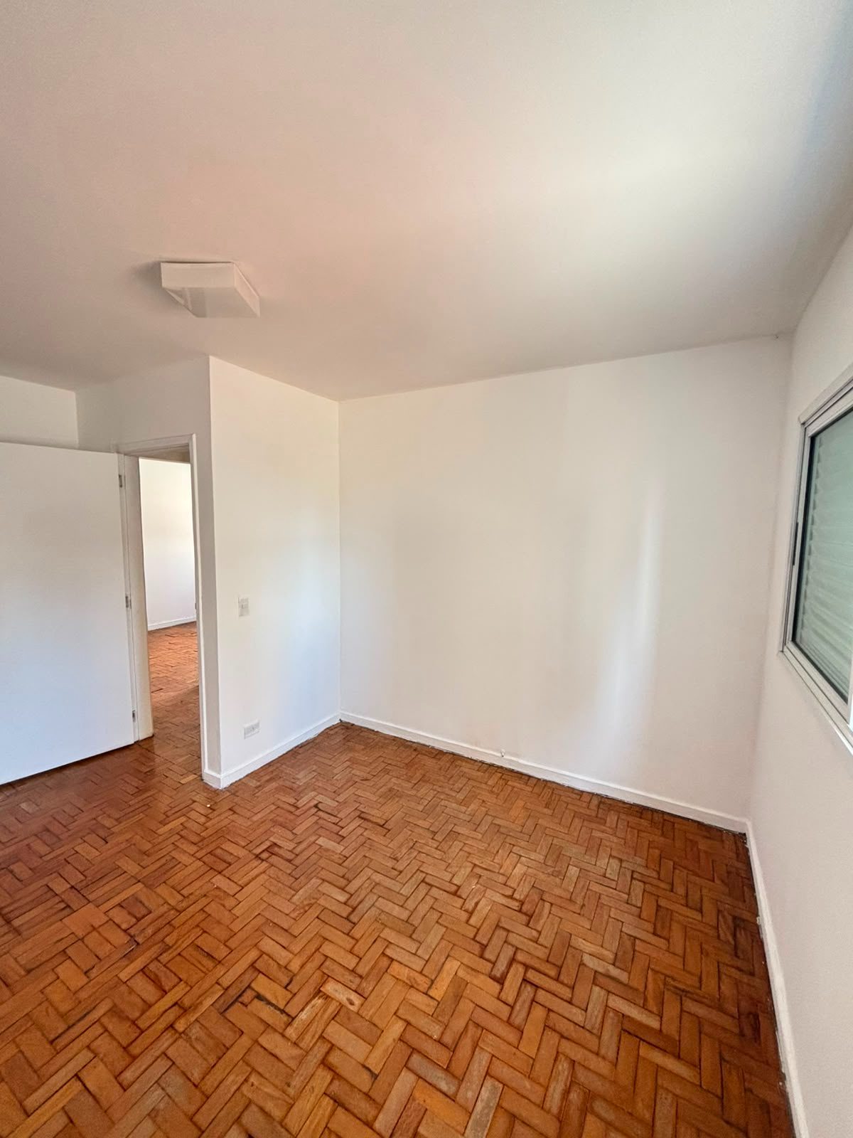 Cod. 27122 – Rua Clélia – 1168 – Apto. 36