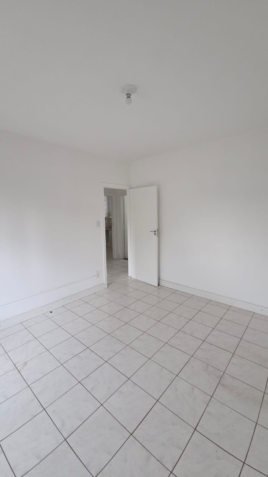 Rua Costa Carvalho-523 – apto. 31